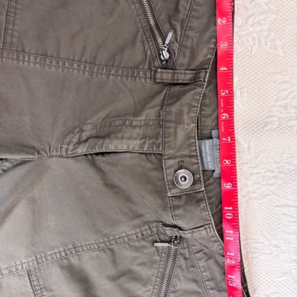 Ann Taylor Signature Fit Crop Pants - Picture 5 of 6